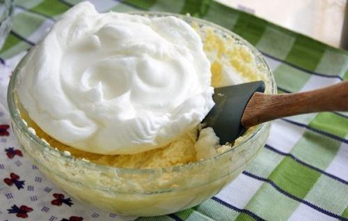 Творожный манник.  Ингредиенты: - 300 гр. 03