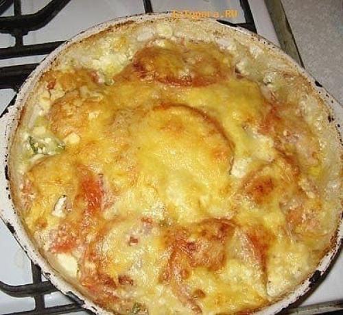 Тушеное мясо под сыром.