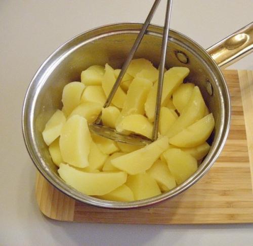 Зразы.  Ингредиенты:   Картофель - 900 г. 03