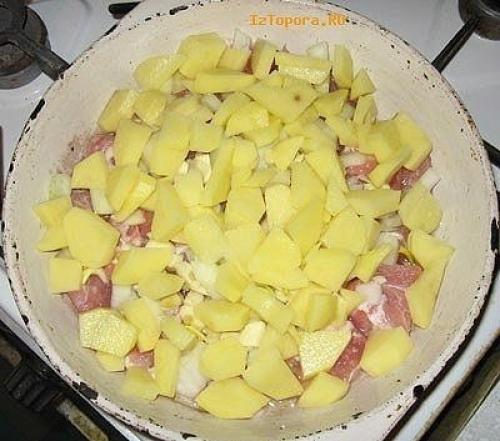 Тушеное мясо под сыром. 01