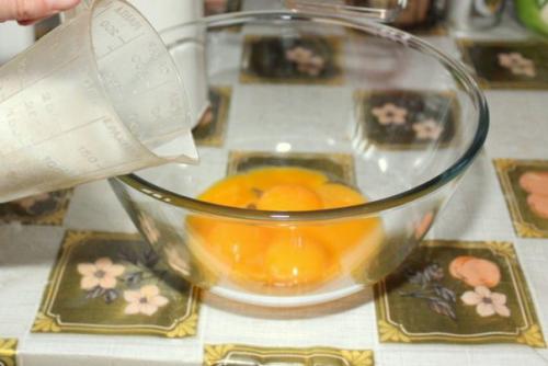 Творожник в мультиварке.  Ингредиенты: 01