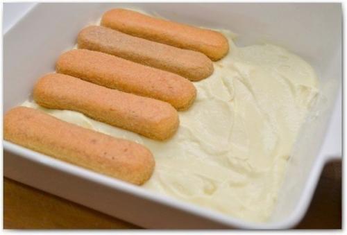 Тирамису.  Ингредиенты:   - Какао - порошок для присыпки 20 г. 05