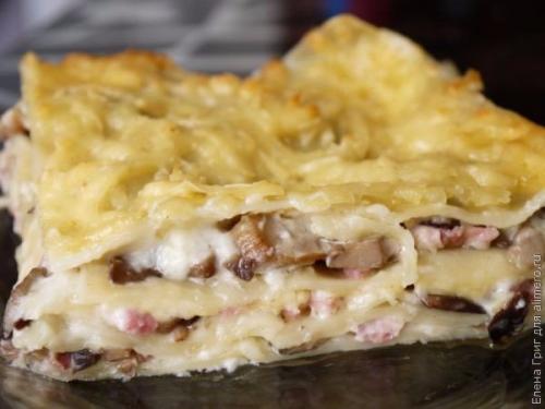 Лазанья с ветчиной и грибами.

