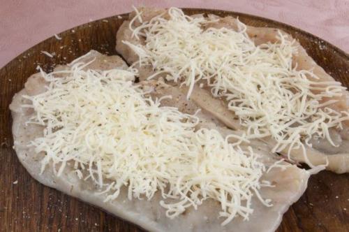 Рулетики куриные с персиком. 01