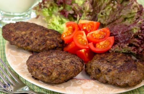 Печеночные котлеты.  Ингредиенты: