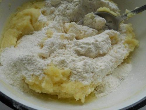 Картофельные галушки с мясом. 02