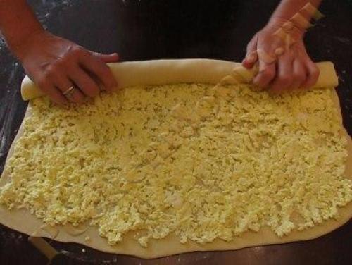 Творожные завитушки в сметанной заливке. 01