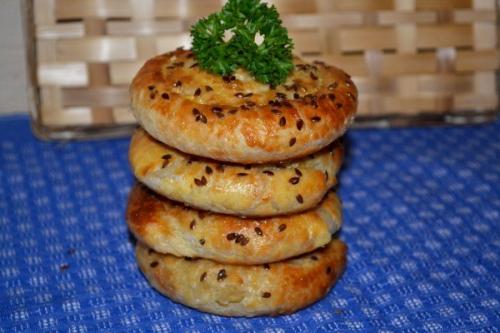 Сырные улитки.   Для приготовления сырных улиточек нам понадобится: 09