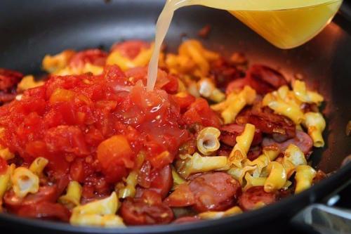 Паста с пряными колбасками? 05