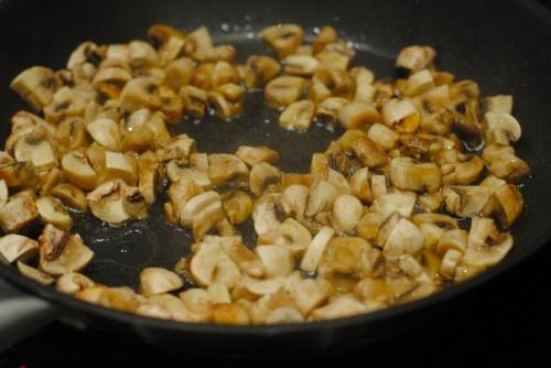 Картофель с шампиньонами в сметане. 05