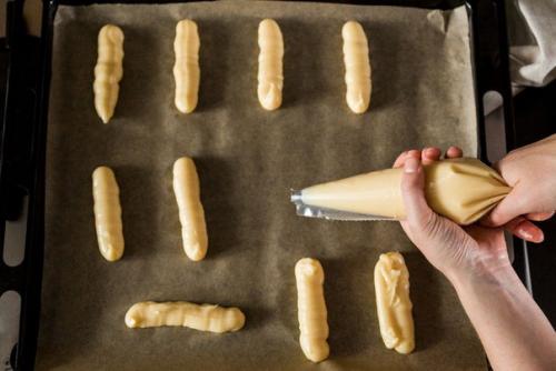 Эклеры.  Аппетитные эклеры по нашему рецепту - это просто! 03