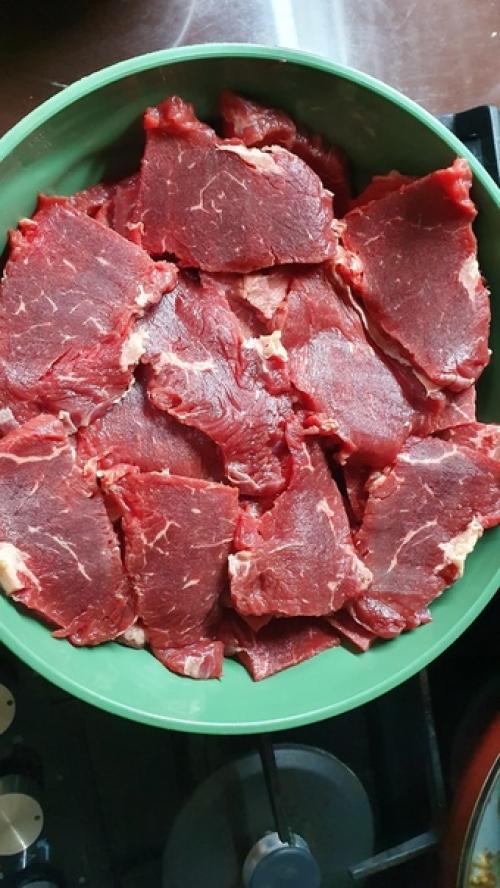 Уже наевшие аскомину мясные чипчы. 02