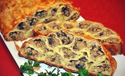 Пирог с мясом Монастырская Изба.