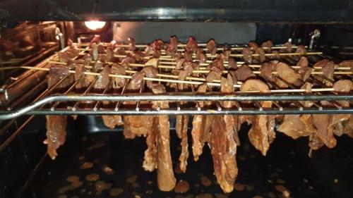 Уже наевшие аскомину мясные чипчы. 06