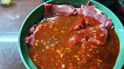 Уже наевшие аскомину мясные чипчы. 04