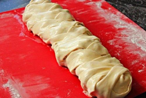 Яичница - болтунья в слоёном тесте. 07