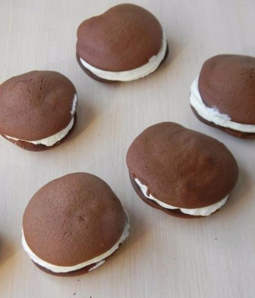 Пирожное Вупи. Оно просто обалденно вкусное. 07