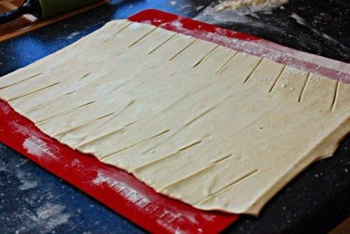 Яичница - болтунья в слоёном тесте. 06