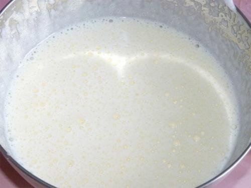 Бисквитные оладьи с чёрной смородиной. 03