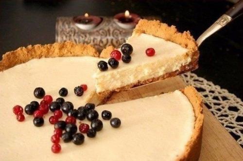 Пирог со сгущенкой.