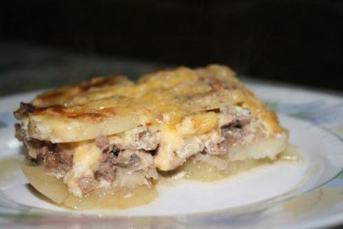 Мясная запеканка.

Просто вкусно.

