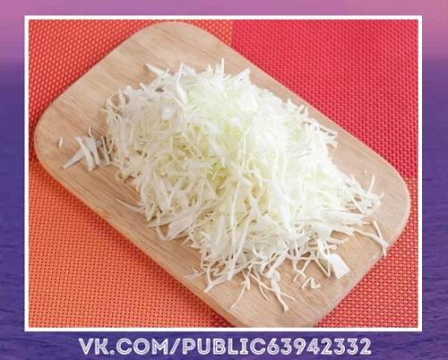 Прекрасное блюдо.  Салат с сухариками. 01