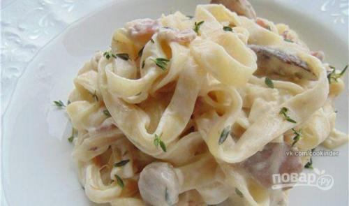 Таглиателли.  Ингредиенты:  Таглиателли - 200 грамм.