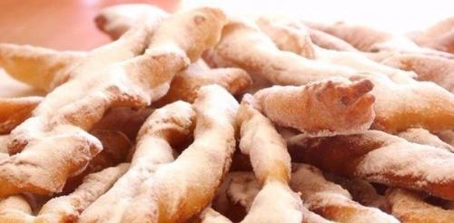 Хворост на кефире. 03