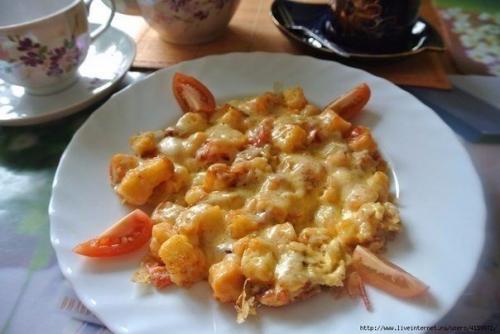 Яичница по-французски.  Ингредиенты и приготовление (1-2 порции: