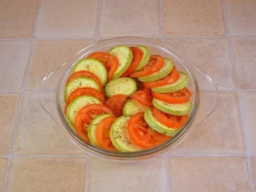 Запеченные кабачки и помидоры с сыром. 04