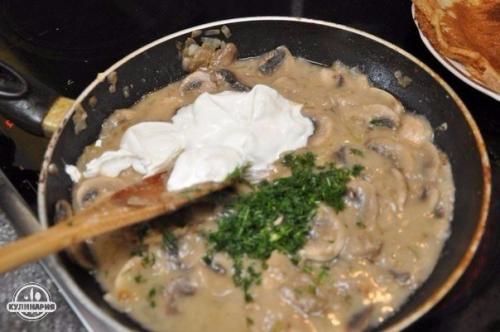 Картофельные котлеты с грибной подливой. 04