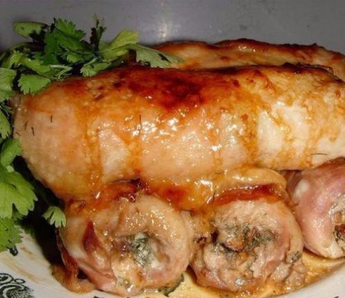 Куриные рулетики? (Фаршированные яйцом, сыром и зеленью). Куриные рулетики? (Фаршированные яйцом, сыром и зеленью).