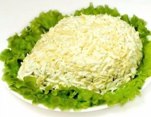 Салат ёжик.  Ингредиенты: 04