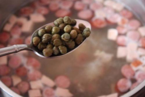 Ароматная солянка.   Он универсален. 03