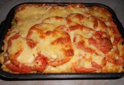 Пикантные макароны в духовке.