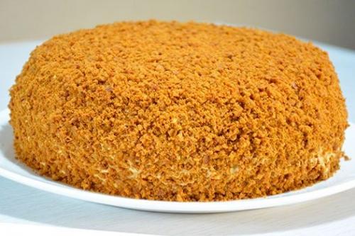 Ооочень вкусный, нежный и влажный бисквитный медовик со сливочным кремом? 05