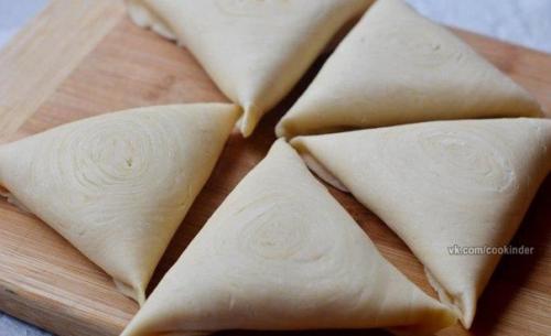 Слоеная самса с курицей. 05 Слоеная самса с курицей. 05