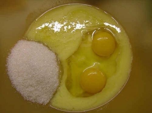 Сочники.  Вот воскресным вечерком решила сделать что-нибудь вкусненькое и побаловать домашних. 01