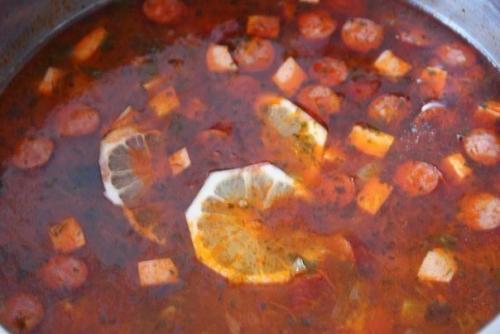 Ароматная солянка.   Он универсален. 06