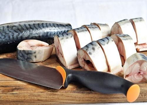 Скумбрия запеченная.  Самый простой рецепт приготовления скумбрии. 02