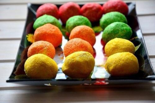 Пляцок.  Пляцок - это кондитерское изделие, что-то среднее между тортом, пирогом и пирожным. 03