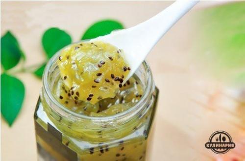 Изумрудное варенье из киви.