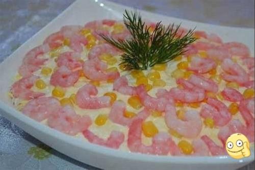 Салат Креветочка!  Один из любимых семейных салатов, который готовится часто.