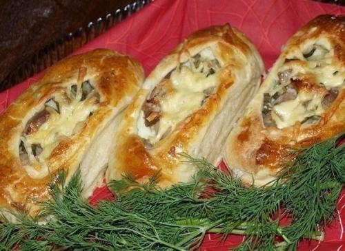 Лодочки из слоеного теста. 05