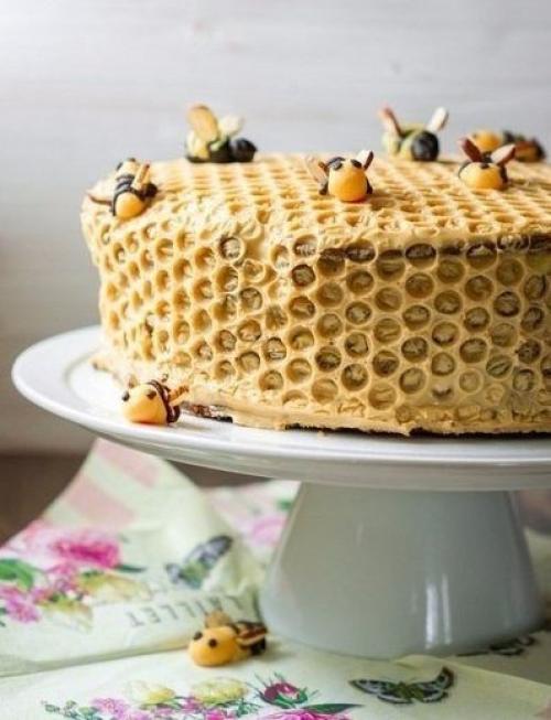 Самый вкусный Медовик.