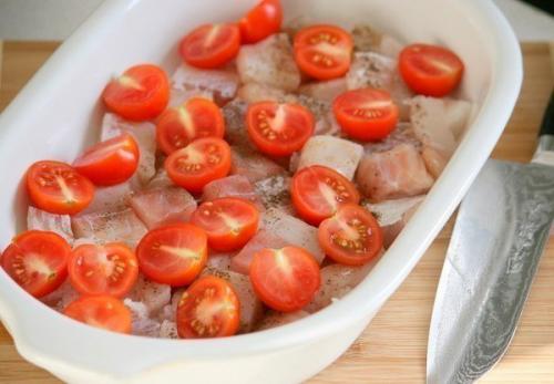 Треска запечённая с сыром и томатами. 04