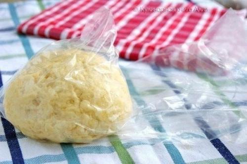 Чебуреки Кримские.  Ингредиенты: 02
