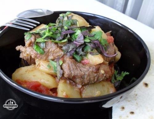 Оджахури.  Ингредиенты:   - Свинина - 400 г.