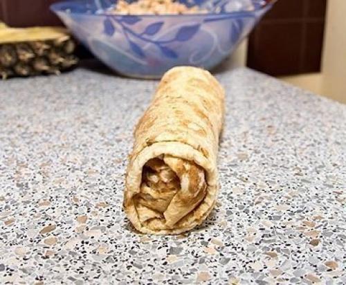 Шаверма.  Ингредиенты:  Куриная грудка (или другое мясо) - 1 шт. 07