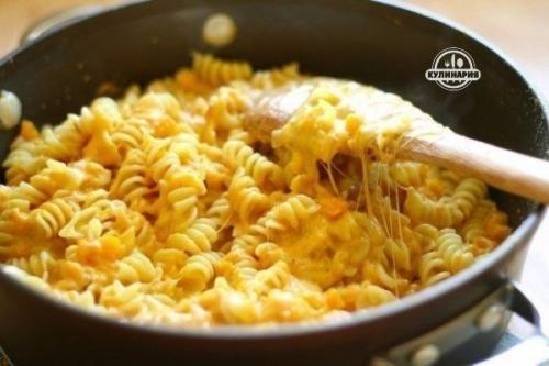 Паста с сырным соусом. 08